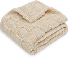 Load image into Gallery viewer, HOMRITAR 3D Gingham Fleece Baby Blanket Comfort Reversible Shaggy Cozy Decor for Home Bed Blanket